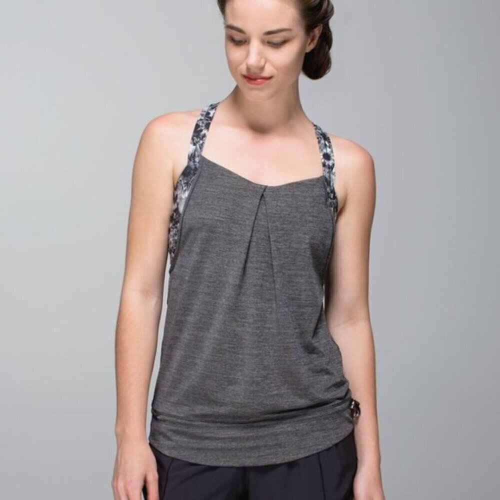 Lululemon Rest Less Tank Top Grey Size 8